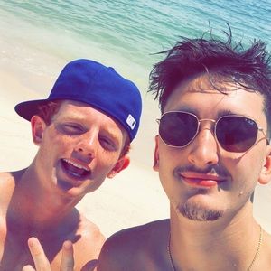 Meet your Posher, Chandler